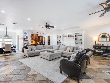 213 Indian Blanket Lane, Trinidad, US, TX