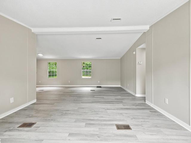 213 Old River Road