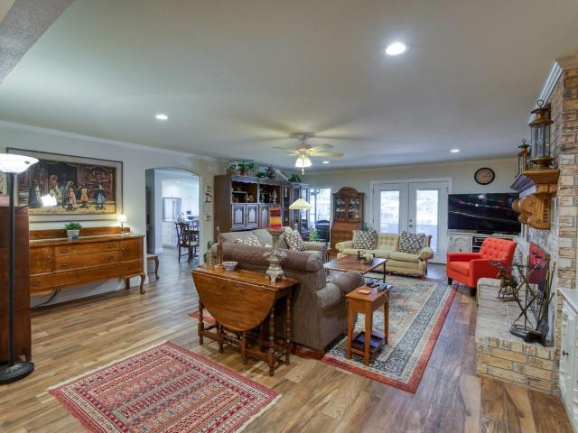 213 Lakeview
