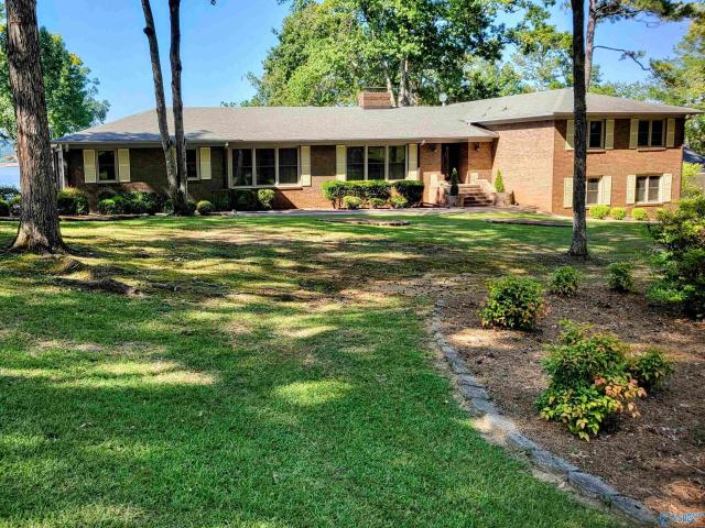 213 Lakewood Drive