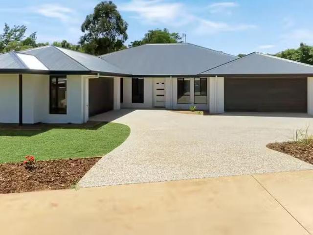 2/13 Lemon Myrtle Cct, WOOMBYE, QLD 4559 House for Rent