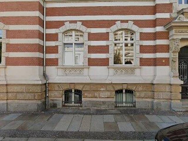 213 m2 apartment for rent in Leipzig