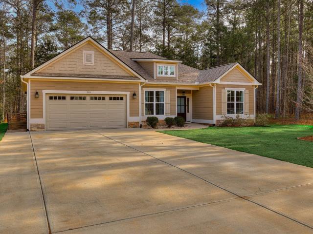 213 Matthews Lane