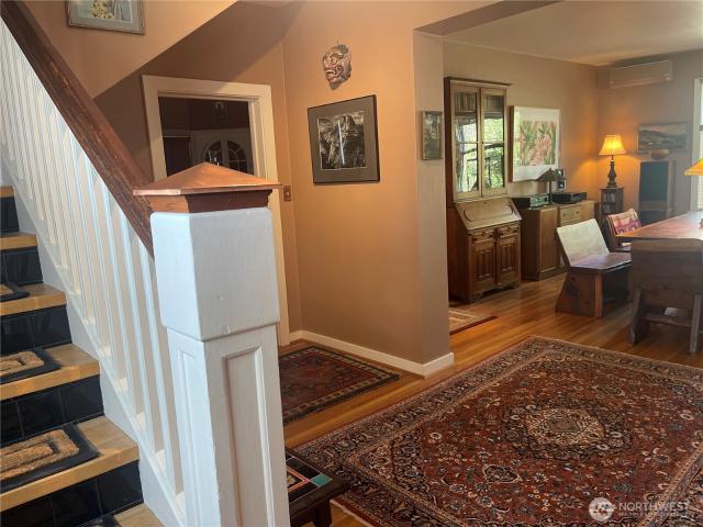 213 N 2nd Street