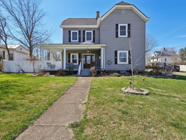 213 N Broadway Street