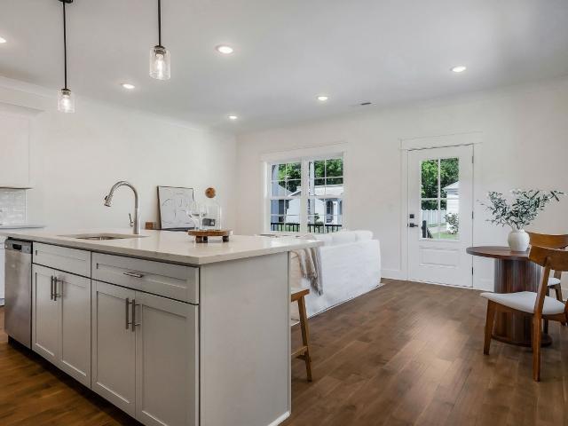 213 S High St # 35