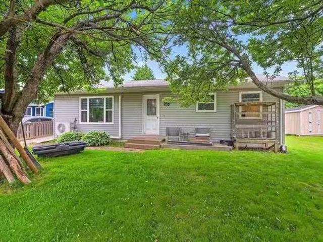 213 Patterson Drive, Charlottetown, PE, C1A 8J2 house for sa.