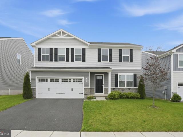 213 Pickett Street