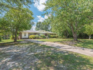 213 Robinson Drive