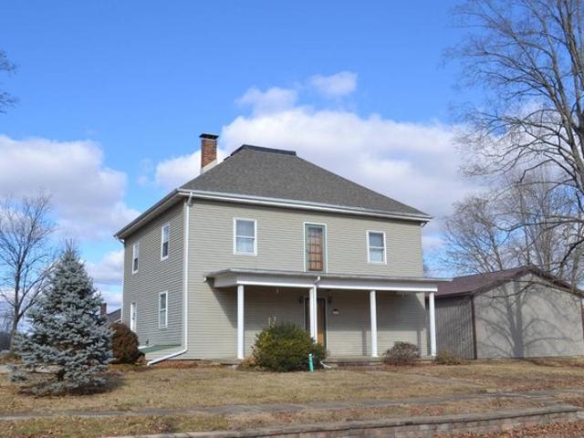 213 W Seminary St, West Salem, IL 62476