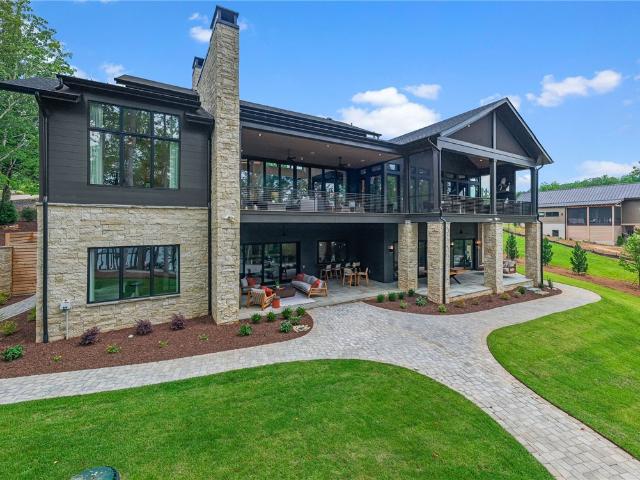 213 Waterscape Drive