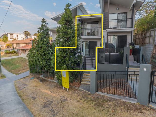 2/13 Walkers Road, Everton Hills, QLD 4053 Townhouse for Rent Ray White Redcliffe