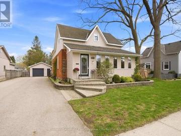 House for sale in Huron - Office room, Fireplace