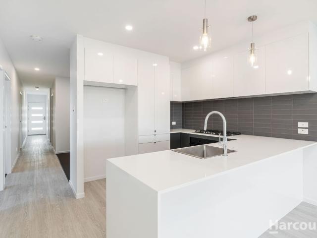 2/13 Windward Way, BURRUM HEADS, QLD 4659