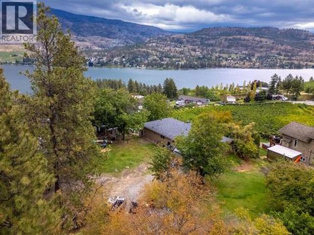 213 Tamarac Avenue, Kaleden, BC, V0H 1K0 house for sale | Listing ID 10402 | Royal LePage