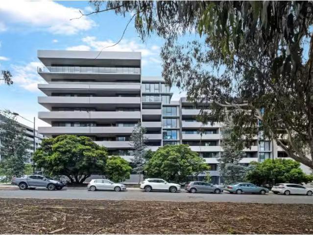 214/4 Anzac Park, Campbell Apartment for rent Listed by Chari.