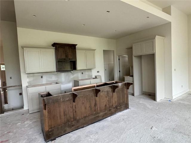 2144 Black Walnut Drive