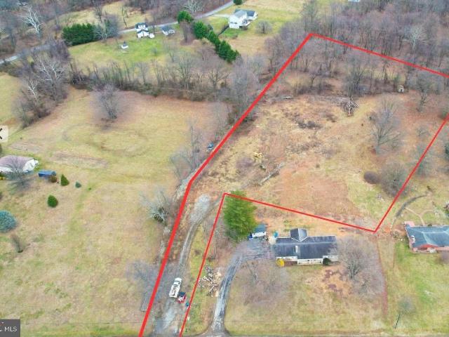 21457 Greenbrier Rd, Boonsboro, MD 21713 | MLS #MDWA2032