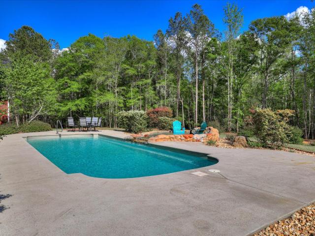 2146 Thomson Highway