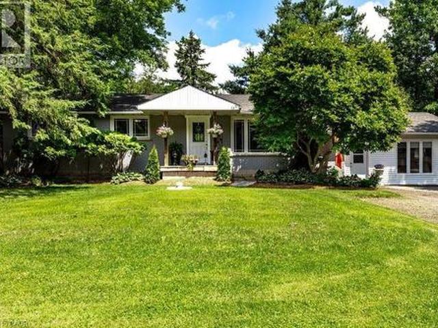 2147 Governor'S Road, Copetown, ON, L0R 1J0 house for sale | Listing ID 40844 | Royal LePage