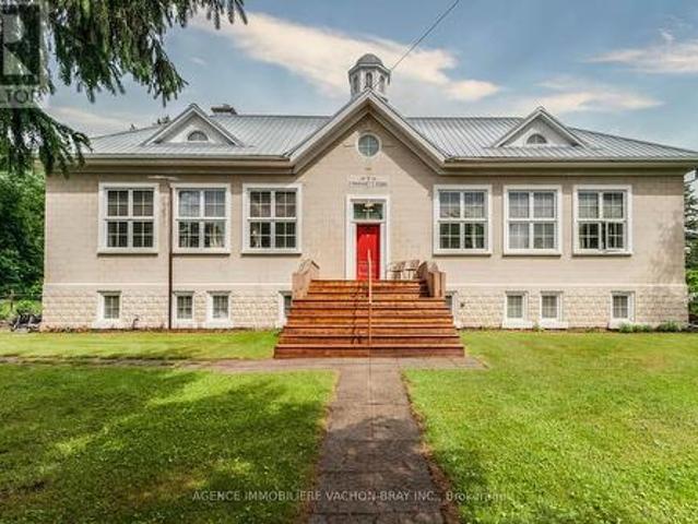 21481 Butternut Lane, South Glengarry, ON, K0C 1Z0 house for sale | Listing ID X13474 | Royal LePage