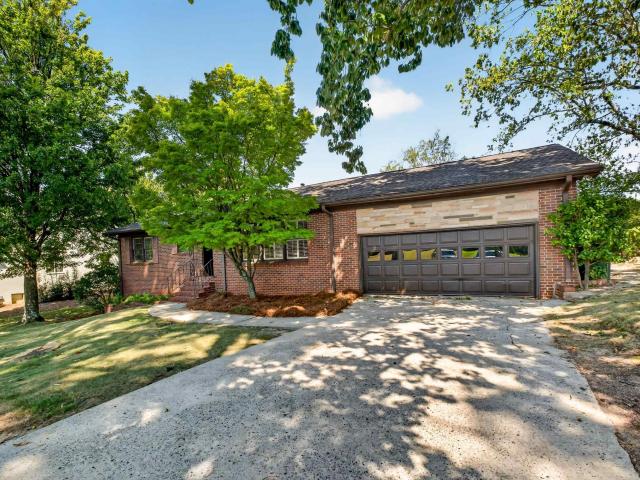 2148 Mountain View Drive