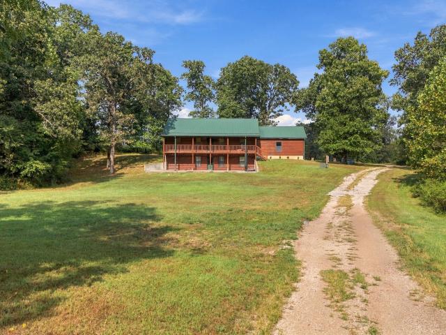 2148 Private Road 2421