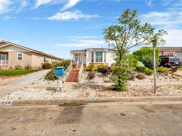 2149 Cullivan St, Los Angeles, CA 90047 | MLS #IV26079