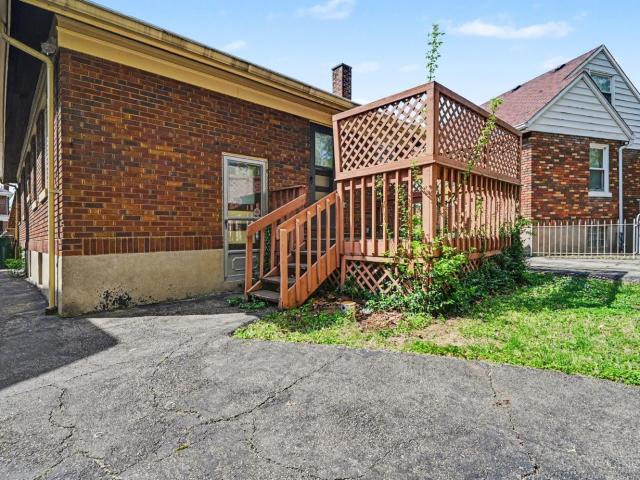 2149 Crane Ave
