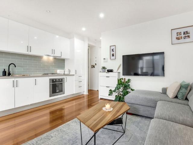 2/149 Dundas Street, Thornbury VIC 3071