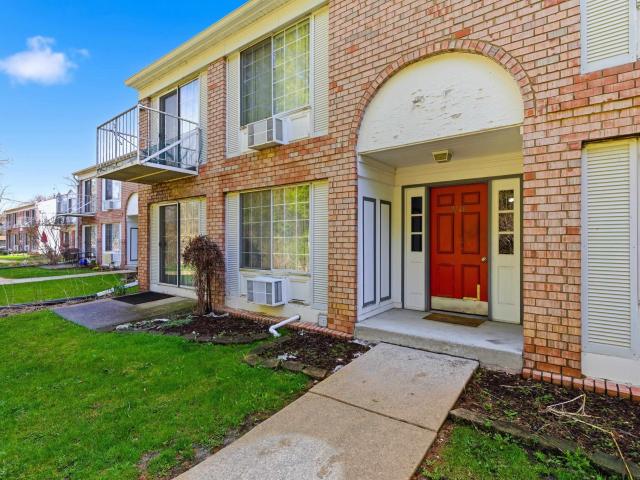 2140 Allen Blvd, Unit 3, Middleton, WI 53562 | MLS #2020