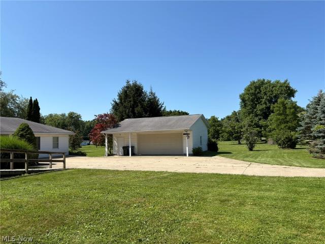 2140 Claus Road
