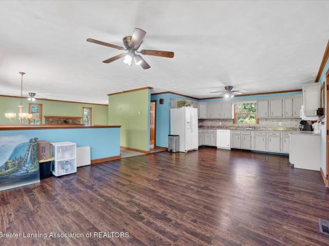 2141 N Meridian Road