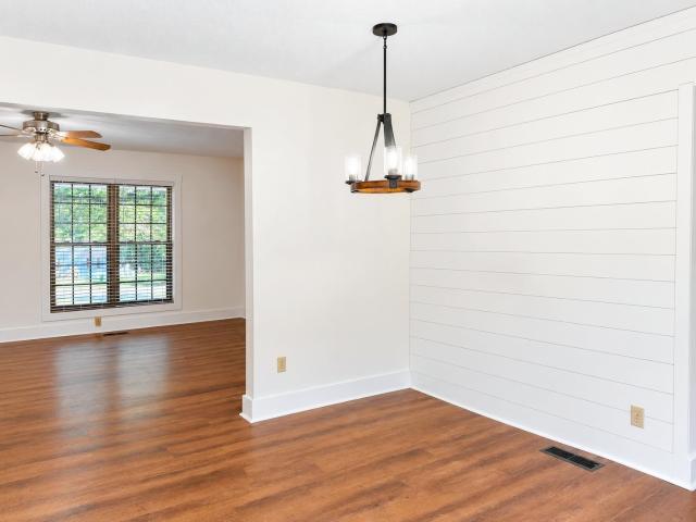 2141 Co Rd 1043