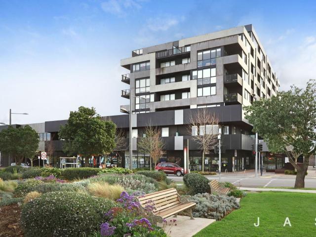 214/1 Foundry Road, Sunshine | Jas Stephens