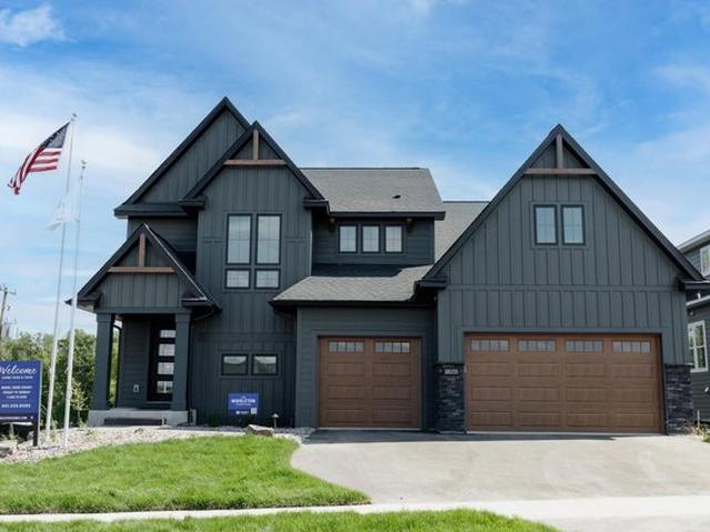 21422 Joplin St NW, Elk River, MN 55330