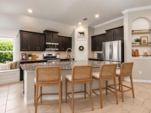 2143 Moss Creek Lane