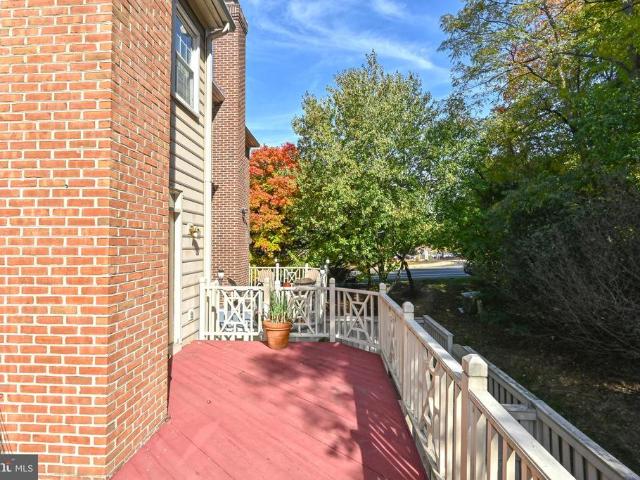 2143 Wolftrap Court