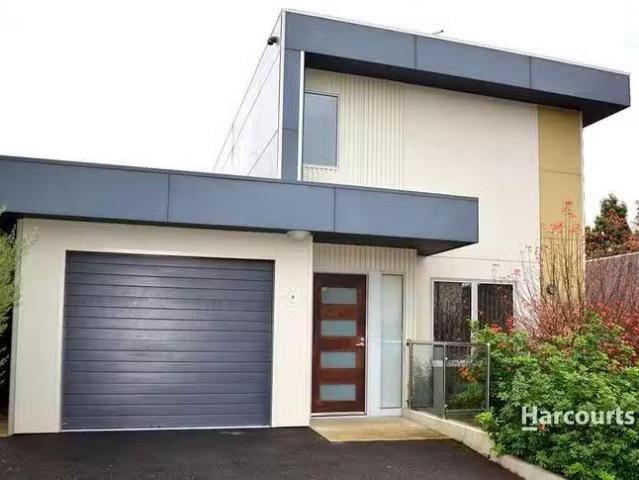 2/14 16 Sebastian Court, Romaine, TAS 7320