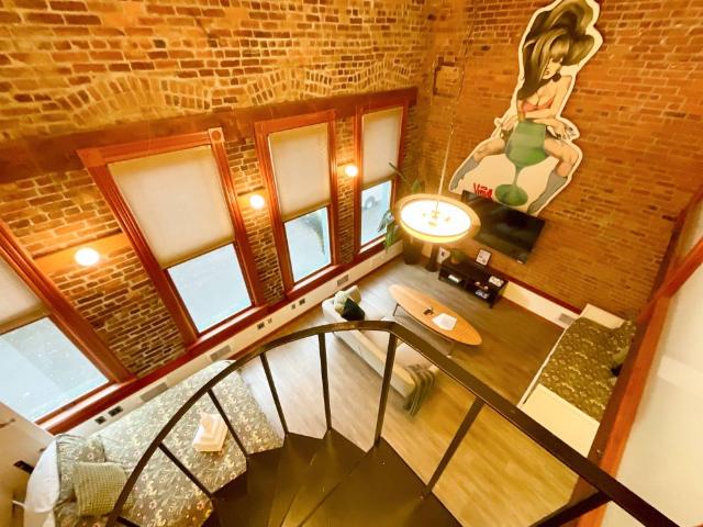 214 Carrall Street #201