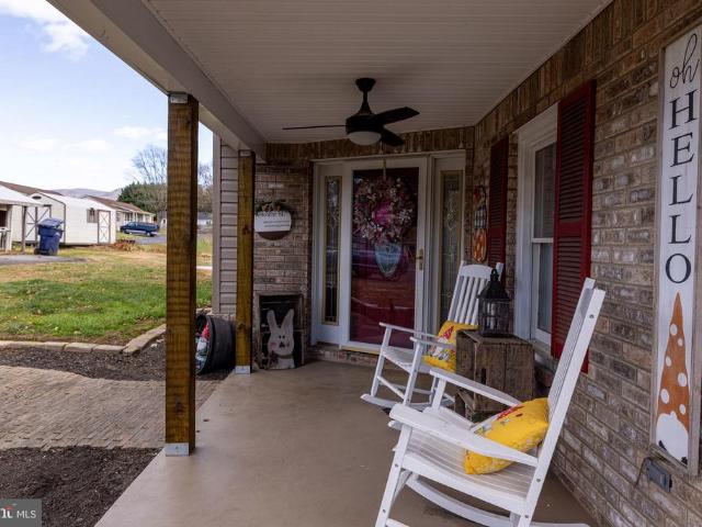 214 chapel rd