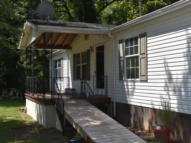 214 Arizona Street