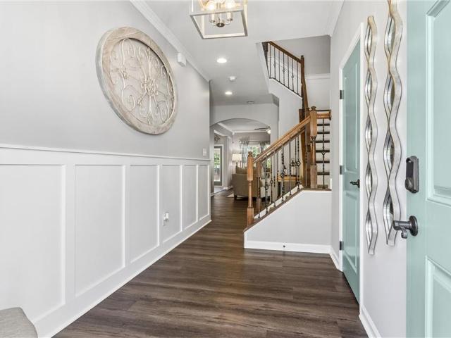 214 Bethune DR