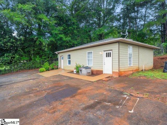 214 Deerwood Trail
