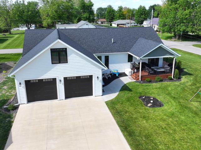 214 E Wapello Street