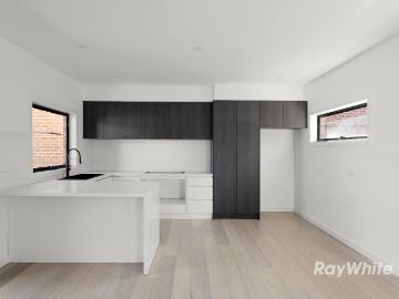 2/14 Eckford Street, Dandenong, VIC 3175 Townhouse for Rent Ray White Carnegie