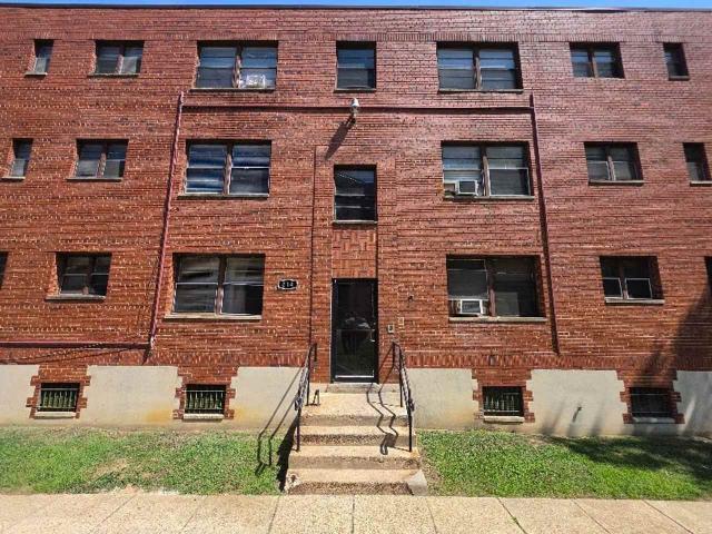 214 KENILWORTH AVE NE 2 Bedroom Apartment for Rent at 214 Kenilworth Ave Ne, Washington, DC 20019 River Terrace Lily Ponds Mayfair