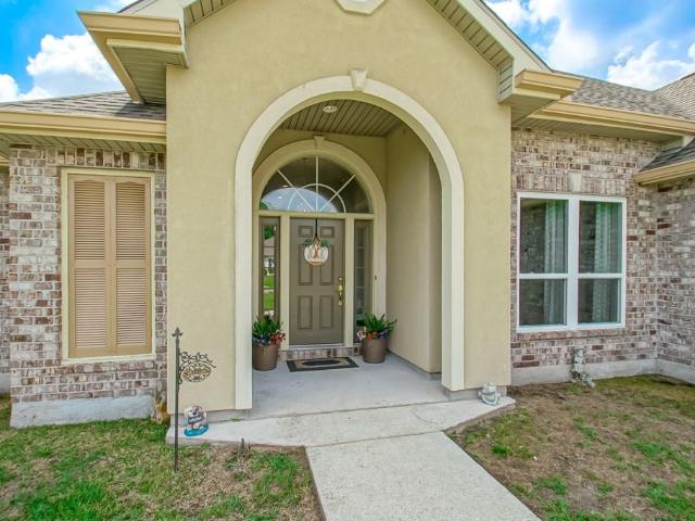 214 Hawthorn Drive