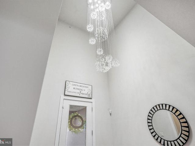 214 iris ln, chester springs, us, pa
