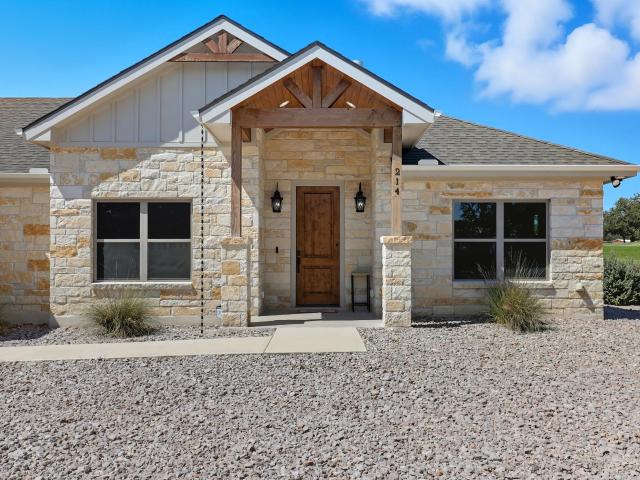 214 Oak Grove Pkwy, Kingsland, TX 78639 | MLS #175302